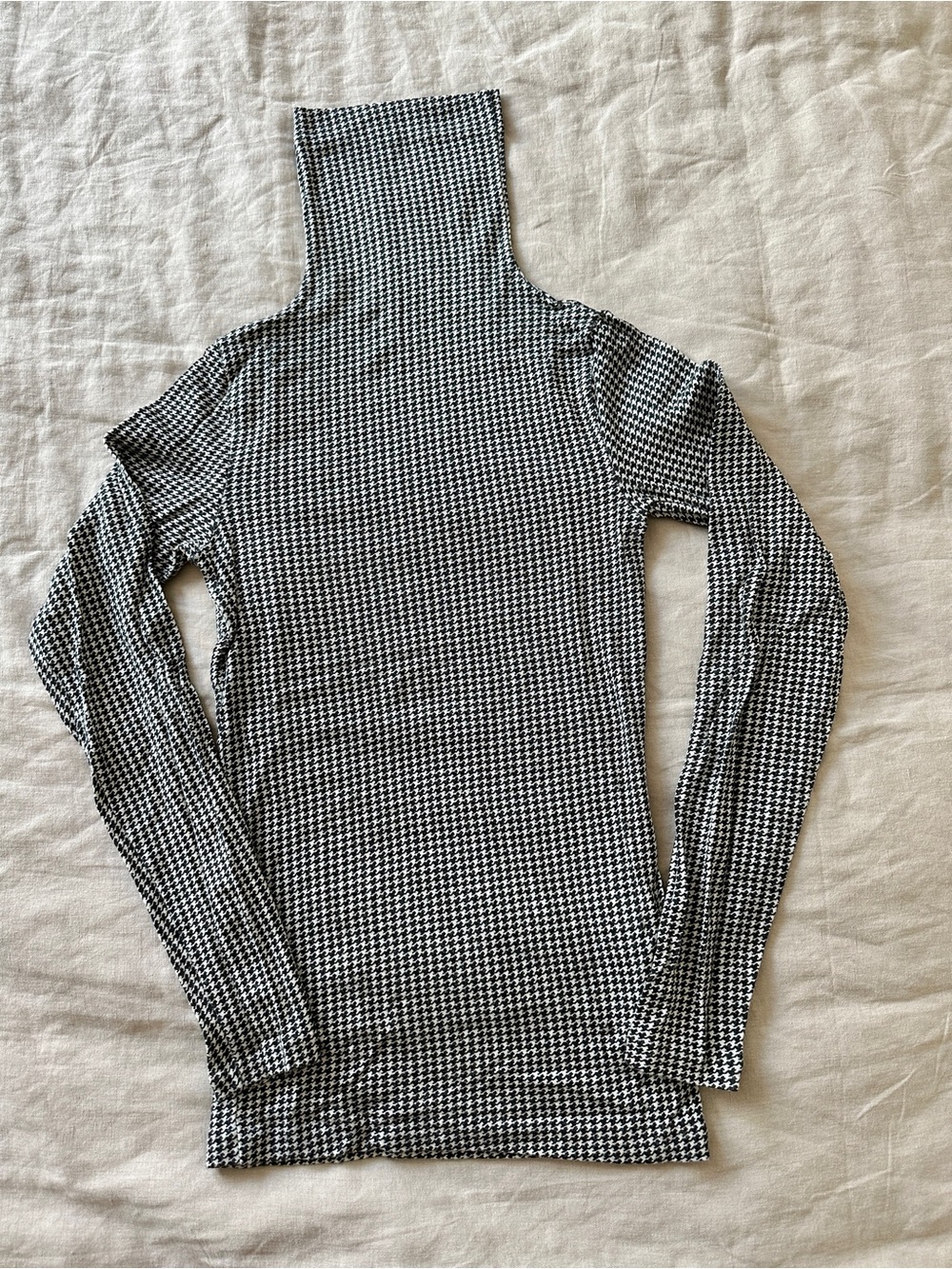 Club Monaco Julie Turtleneck Sweater Mini Houndstooth XS